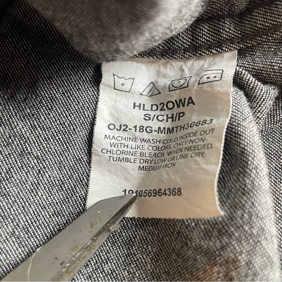 Wrangler flex for comfort women’s charcoal  button down size s/p - Picture 6 of 7